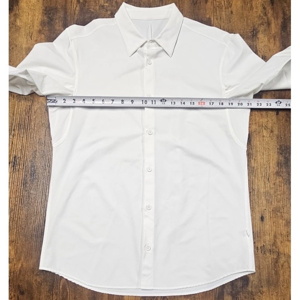 True Classic White Commuter Long Sleeve Button Up Shirt Men's Size Medium - Picture 2 of 5